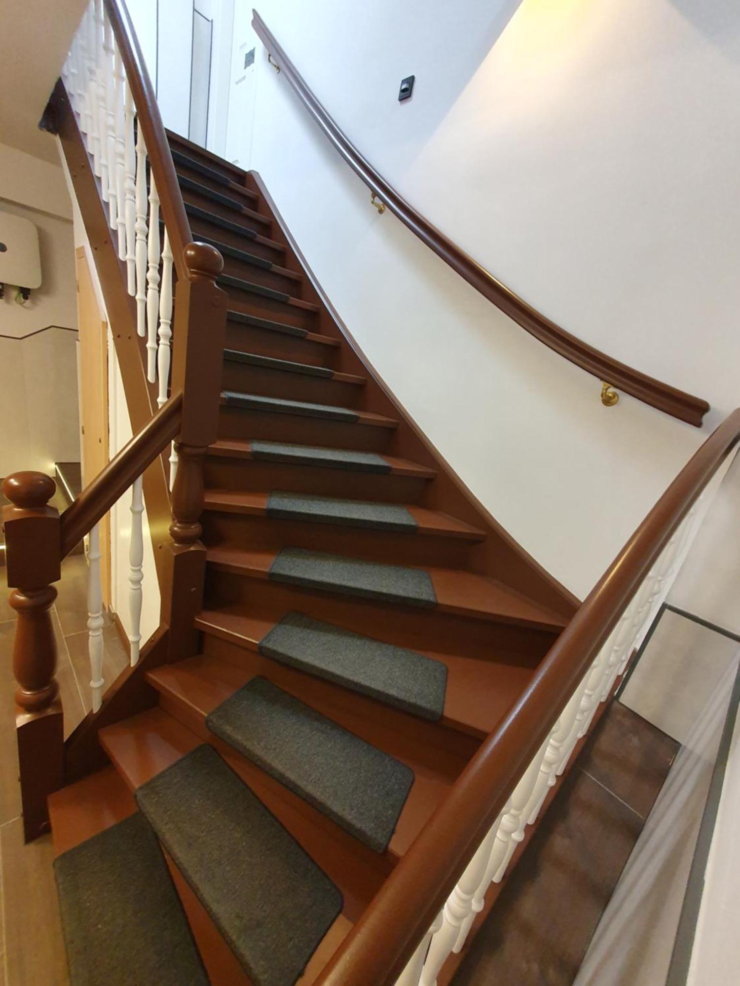 Neumuehler Hof- Ferienwohnung "Benjamin" Mit Grosser Privater Dachterasse Und Guter Anbindung In Die City Schwerin  Bagian luar foto